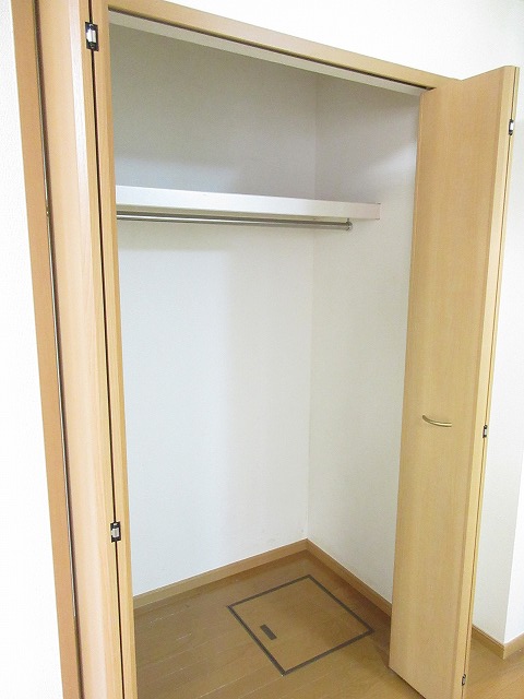 ��ʌ��������܎s��΋擌��΂R���ڂ̃A�p�[�g�̎��[