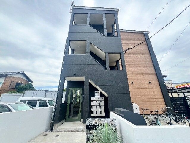 ��ʌ��������܎s������ۃ��蒬�̃A�p�[�g�̌����O��
