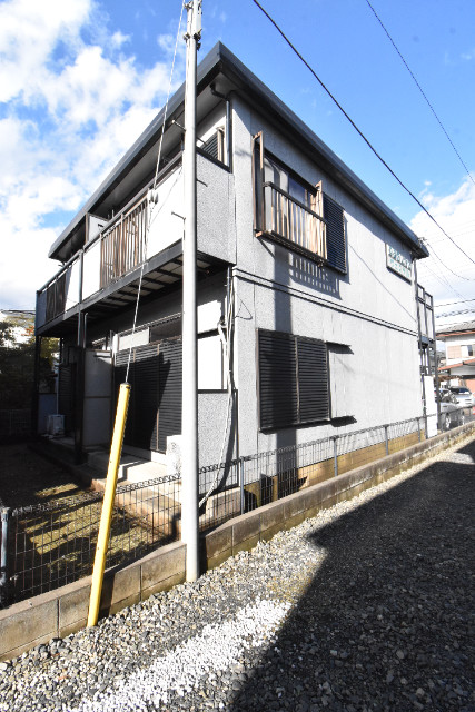 ��ʌ��������܎s��΋搼���T���ڂ̃A�p�[�g�̌����O��