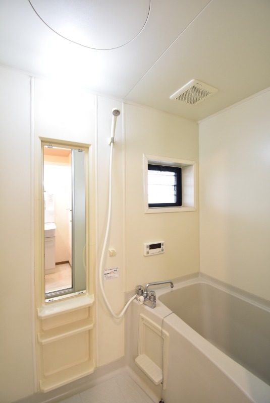 ��ʌ��������܎s����厚���V�n�̃A�p�[�g�̃o�X