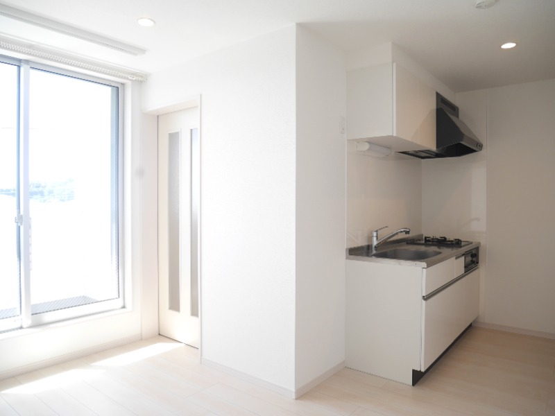 ��ʌ��������܎s�k����i���R���ڂ̃A�p�[�g�̋��ԁE���r���O