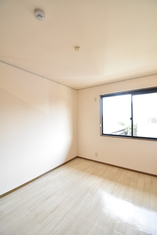 ��ʌ��������܎s����厚���V�n�̃A�p�[�g�̂��̑������E�X�y�[�X