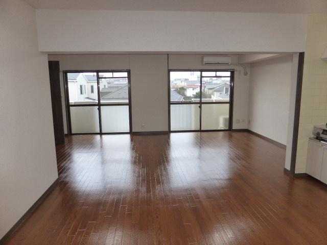 ��ʌ��������܎s��{��㏬���̃}���V�����̋��ԁE���r���O