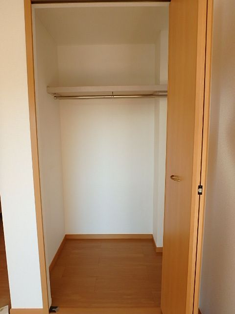 ��ʌ��������܎s�k��{�����R���ڂ̃}���V�����̎��[