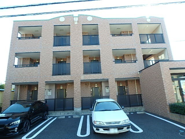 ��ʌ��������܎s�k��{�����R���ڂ̃}���V�����̒��ԏ�