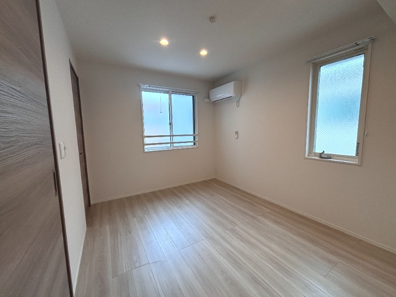 ��ʌ��������܎s�����擌��{�V���ڂ̃A�p�[�g�̂��̑������E�X�y�[�X