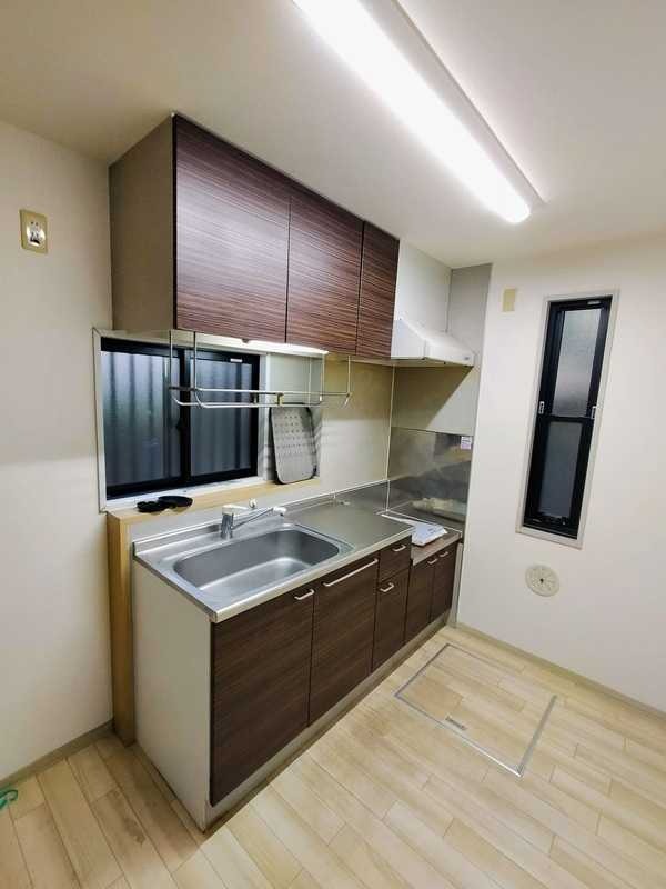 ��ʌ��������܎s�Y�a��{���S���ڂ̃A�p�[�g�̃L�b�`��