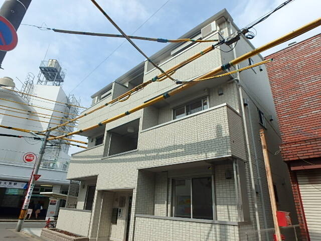 ��ʌ��������܎s��{��y�蒬�R���ڂ̃A�p�[�g�̌����O��