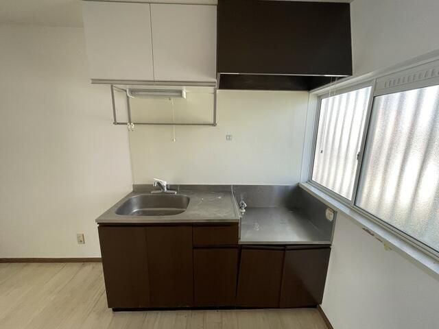 ��ʌ��������܎s����厚�w��̃A�p�[�g�̃L�b�`��