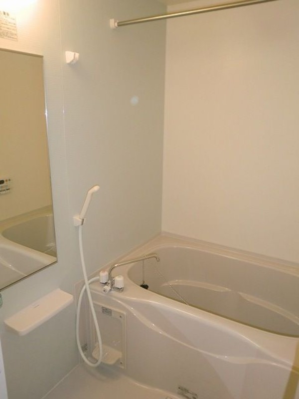 ��ʌ��������܎s����厚�O�𒬂̃A�p�[�g�̃o�X