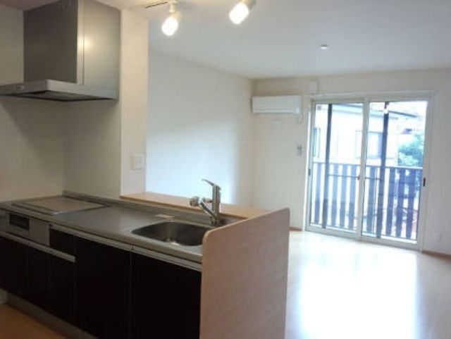 ��ʌ��������܎s����{�O���̃A�p�[�g�̋��ԁE���r���O