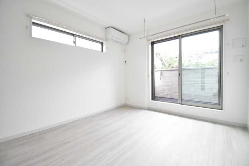 ��ʌ�����s�˒˓�Q���ڂ̃A�p�[�g�̋��ԁE���r���O