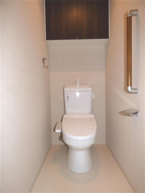 ��ʌ������s�����Q���ڂ̃}���V�����̃g�C��