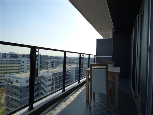 ��ʌ������s�����Q���ڂ̃}���V�����̃o���R�j�[