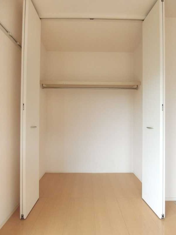 ��ʌ��������܎s�k��{�����Q���ڂ̃A�p�[�g�̎��[