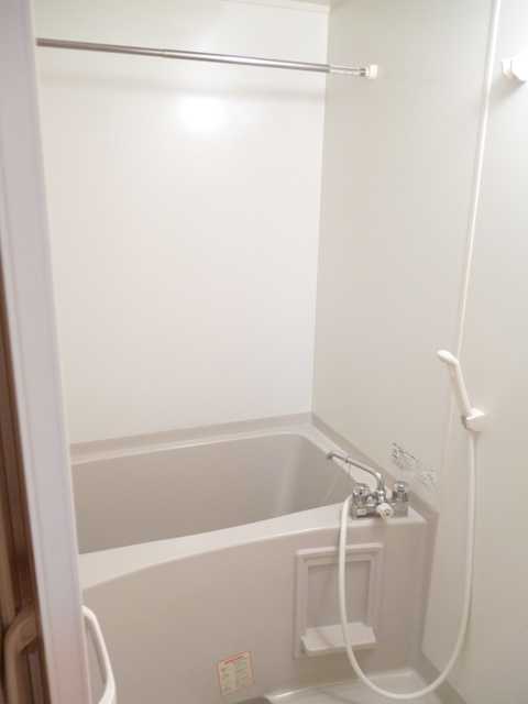 ��ʌ��������܎s�k��y�C���P���ڂ̃A�p�[�g�̃o�X