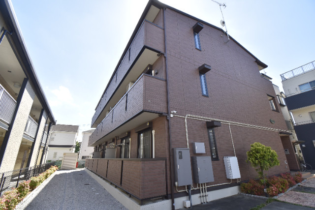 ��ʌ��������܎s����厚�󗈂̃A�p�[�g�̌����O��