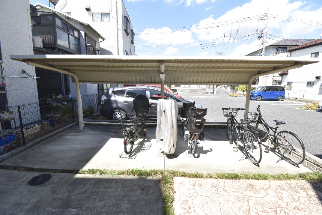 ��ʌ��������܎s����厚�󗈂̃A�p�[�g�̂��̑�