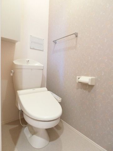 ��ʌ��������܎s�����擌��{�Q���ڂ̃A�p�[�g�̃g�C��