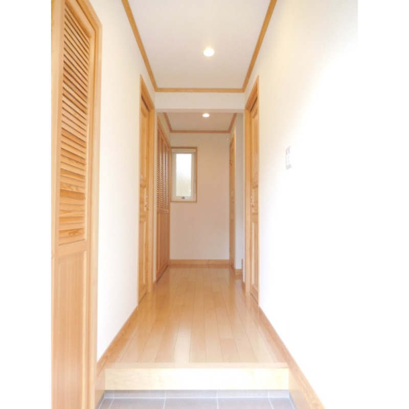 ��ʌ��������܎s�Y�a�挳���P���ڂ̃e���X�n�E�X�̌���