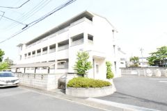 ��ʌ�����s�O�c�a�R����22-6�̃A�p�[�g�̌����O��