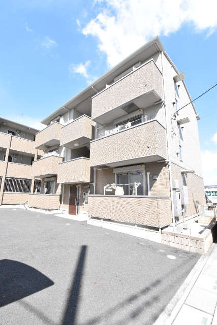 ��ʌ��z�J�s���C�N�^�E���V����8-7�̃A�p�[�g�̌����O��