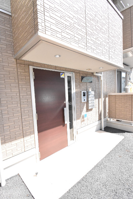 ��ʌ��z�J�s���C�N�^�E���V���ڂ̃A�p�[�g�̃G���g�����X