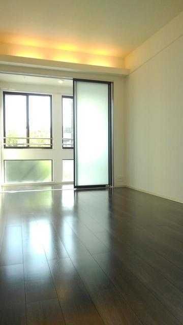 ��ʌ��������܎s��΋�z�K�R���ڂ̃A�p�[�g�̋��ԁE���r���O