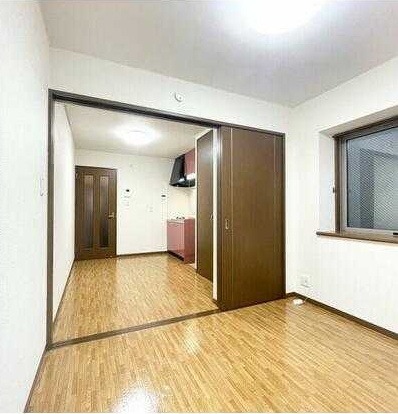 ��ʌ��������܎s�k��{�����R���ڂ̃}���V�����̂��̑������E�X�y�[�X