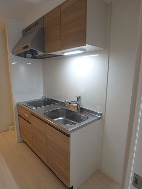 ��ʌ��������܎s��{���咬�R���ڂ̃}���V�����̃L�b�`��