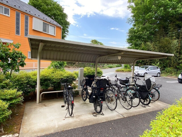 ��ʌ��������܎s�΋擹�c�y�R���ڂ̃A�p�[�g�̂��̑�