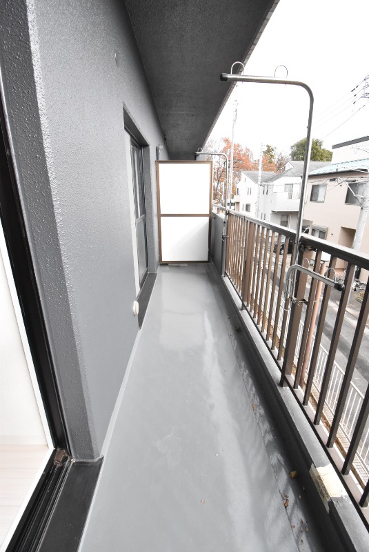 ��ʌ�����s�厚���s���̃}���V�����̃o���R�j�[