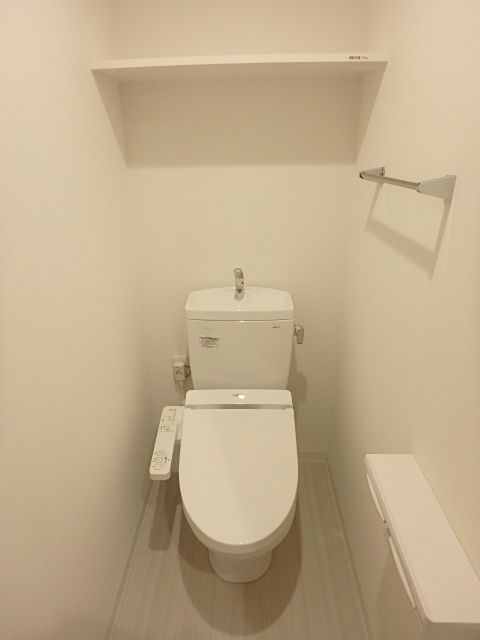 ��ʌ��������܎s��{���咬�R���ڂ̃}���V�����̃g�C��