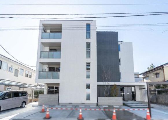 �Q�n������s�k�o�t��5-4�̃}���V�����̌����O��