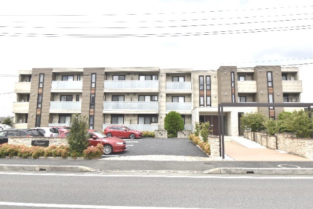 ��ʌ��������܎s���搼��{�P���ڂ̃A�p�[�g�̌����O��