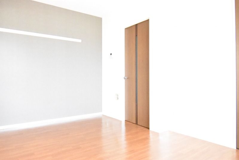 ��ʌ��������܎s�΋�����S���ڂ̃}���V�����̋��ԁE���r���O