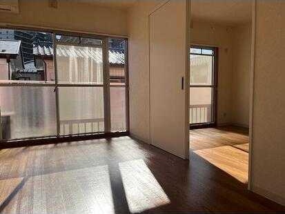 ��ʌ������s�����P���ڂ̃}���V�����̃o���R�j�[