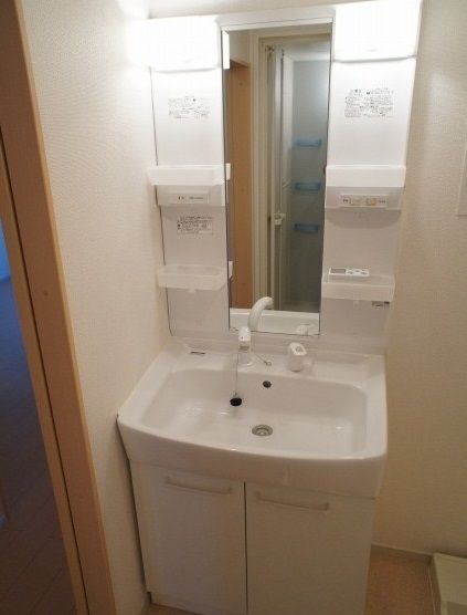 ��ʌ��������܎s��{�捂�@���P���ڂ̃A�p�[�g�̐��ʏ�