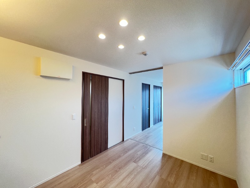 ��ʌ�����s�݉ƒ��̃A�p�[�g�̂��̑�