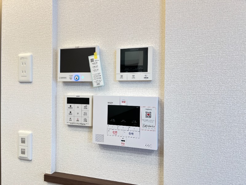 ��ʌ�����s�݉ƒ��̃A�p�[�g�̂��̑��ݔ�