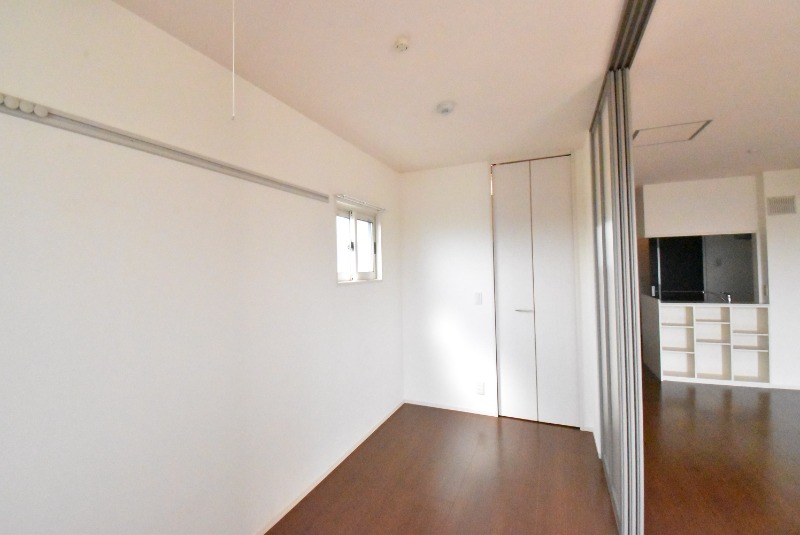 ��ʌ��z�J�s���������P���ڂ̃A�p�[�g�̂��̑������E�X�y�[�X