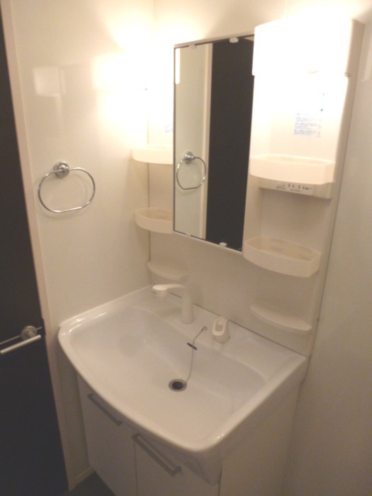 ��ʌ��z�J�s���������P���ڂ̃A�p�[�g�̐��ʏ�