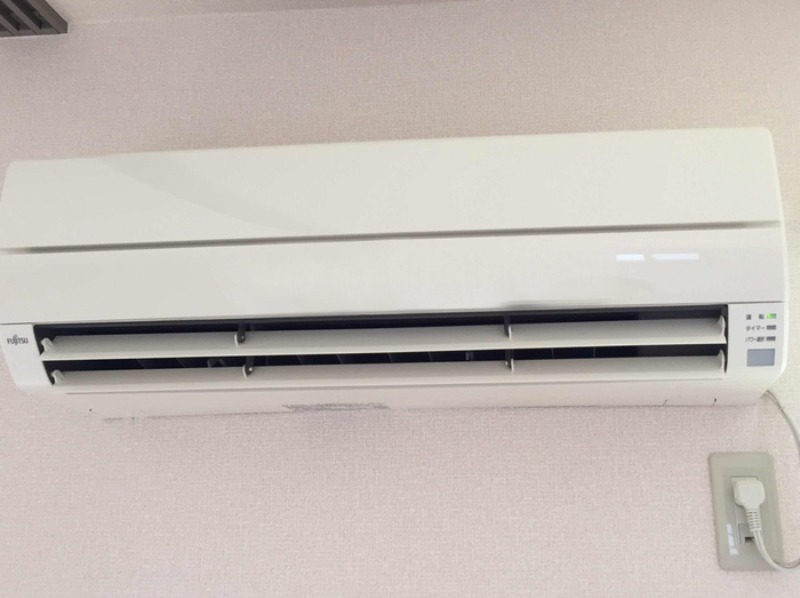 ��ʌ������s�V�P���̃A�p�[�g�̂��̑��ݔ�