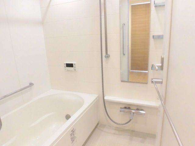 ��ʌ��z�J�s��z�J�P���ڂ̃}���V�����̃o�X