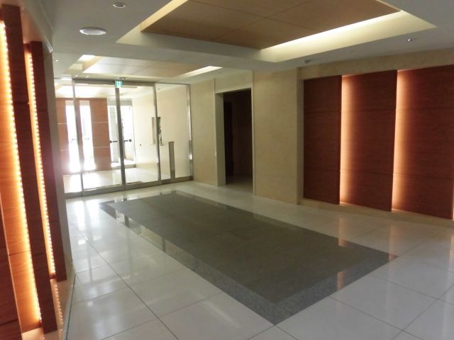 ��ʌ��z�J�s��z�J�P���ڂ̃}���V�����̃G���g�����X