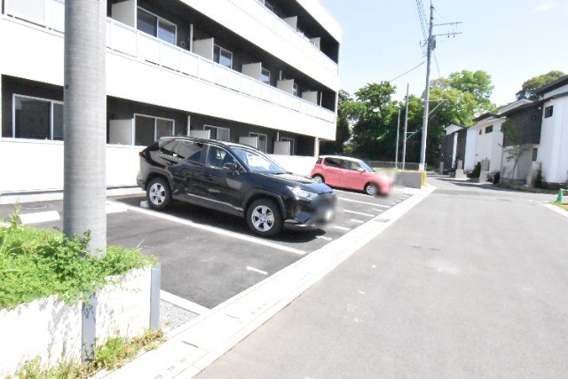 ��ʌ��������܎s�΋�厚����c�̃}���V�����̒��ԏ�