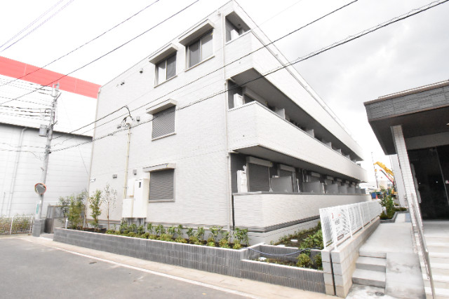 ��ʌ��������܎s�΋�����R���ڂ̃A�p�[�g�̌����O��