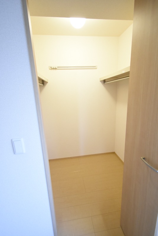 ��ʌ��������܎s��΋搼���T���ڂ̃A�p�[�g�̎��[