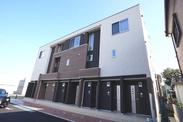 ��ʌ��������܎s�k��g�쒬�Q���ڂ̃A�p�[�g�̌����O��