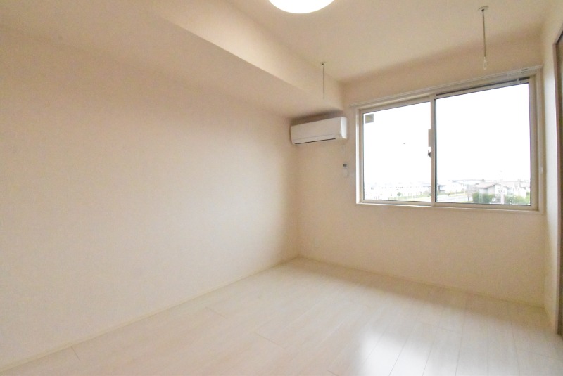 ��ʌ��z�J�s���C�N�^�E���U���ڂ̃A�p�[�g�̂��̑������E�X�y�[�X